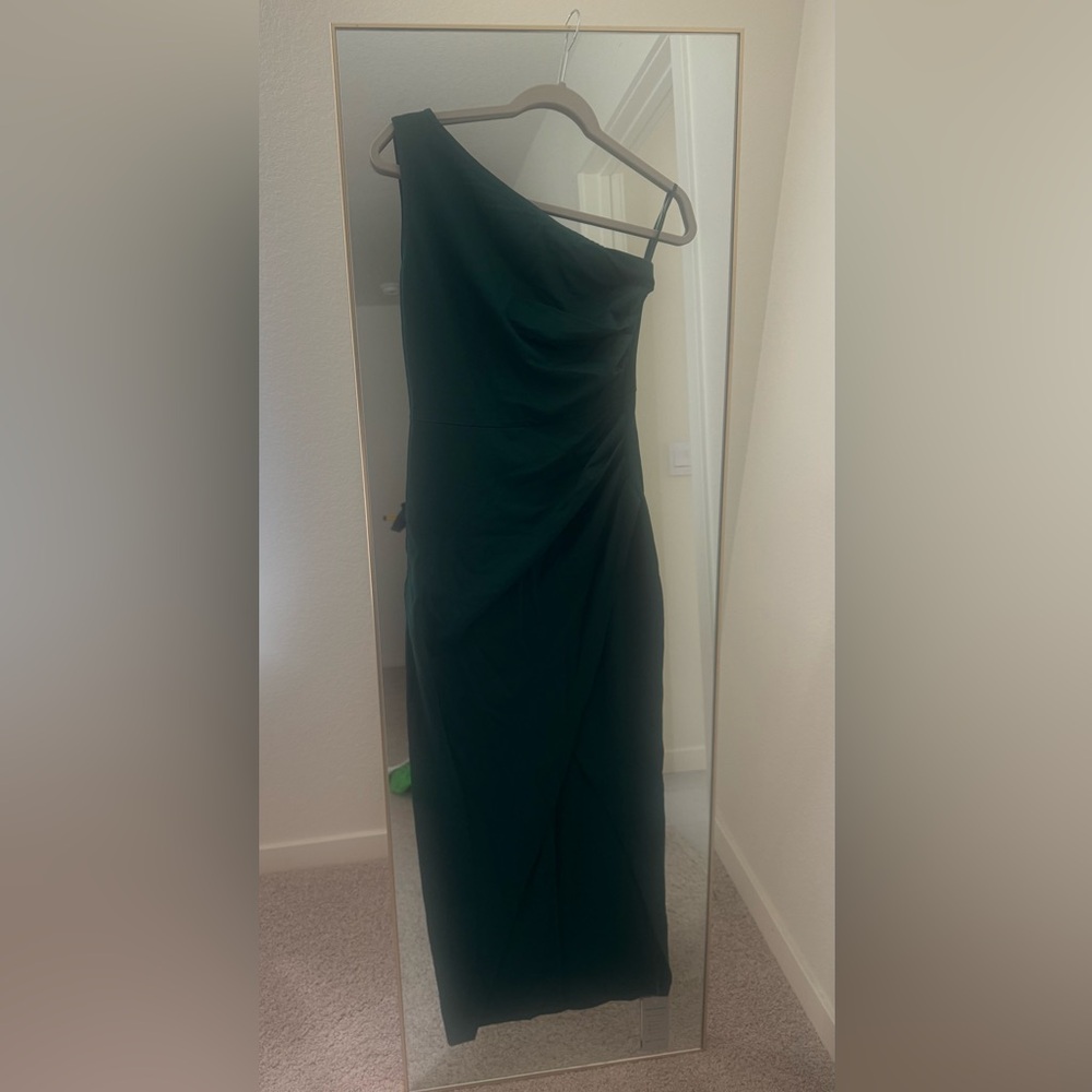 Elegant Green Women's Dress